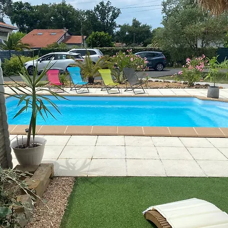 Maisonnette Climatisée Avec Piscine Et à 6mn Labenne